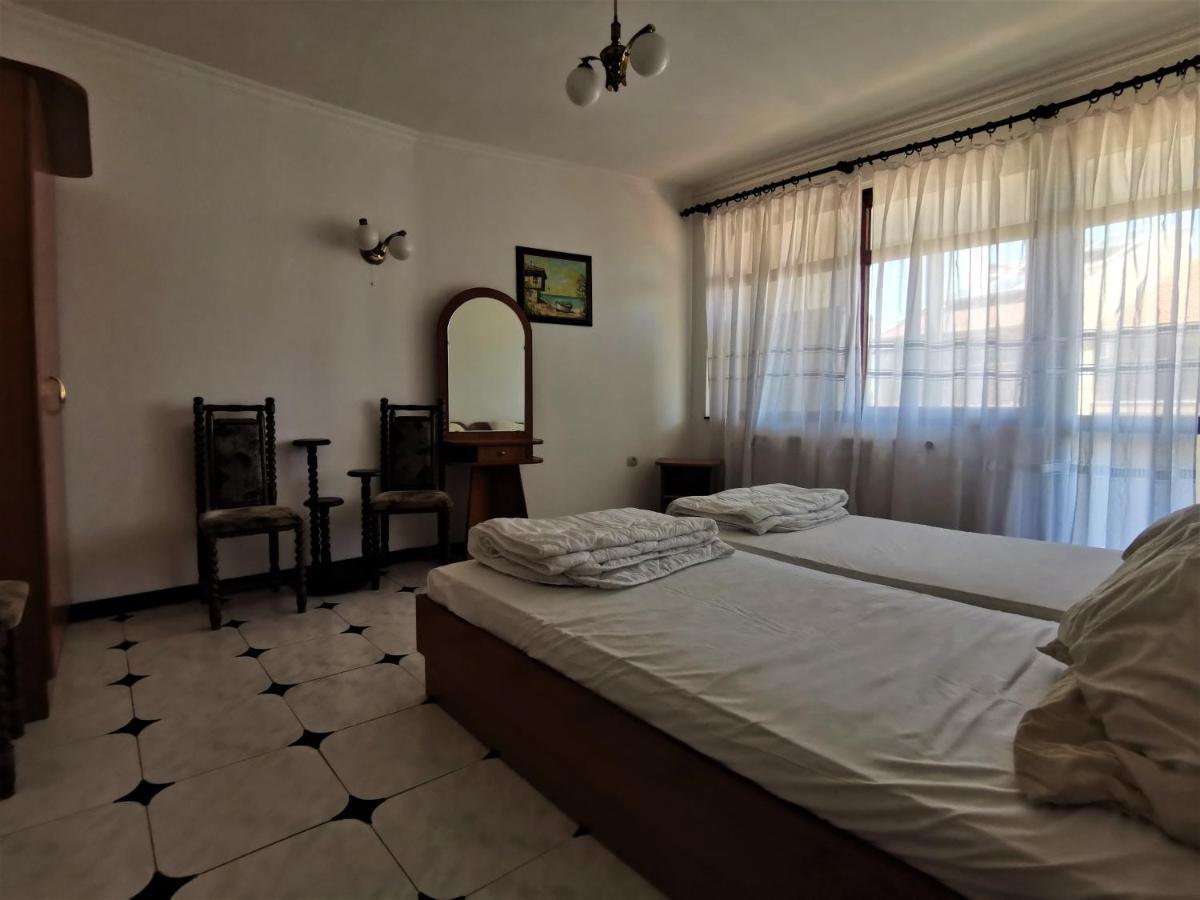 Lazur Seaview Apartment Pomorie Luaran gambar